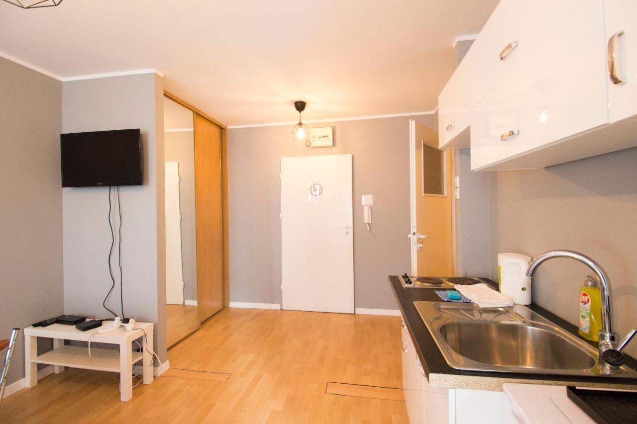 Apartsystem- Self Check In 24H Saturn Breslávia Exterior foto